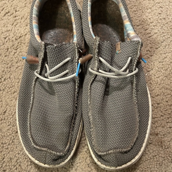 Hey Dude Men's Textured Brown Loafers - Picture 5 of 5